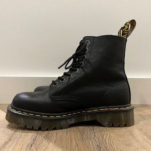 Dr Marten 1460 Bex Leather Lace Up Boots (Women’s 7 Men’s 8)